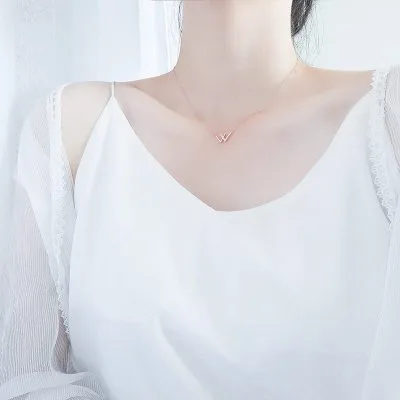 Dây Chuyền Bạc Nữ Mạ Vàng Hình Chữ W LILI 411368 18
