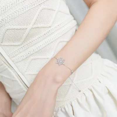 Lắc tay bạc nữ đính đá Spinel, CZ hình bông tuyết LILI_518597_2