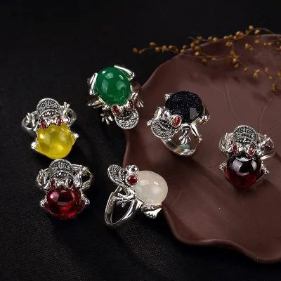 Nhẫn Bạc Nữ đính đá Chalcedony, Corundum, Garnet Cóc Ngậm Tiền LILI 314993 1