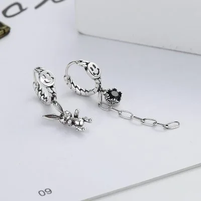 Bông Tai Bạc Nữ Bất đối Xứng Mặt Cười Thỏ Trắng LILI 749867 1