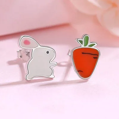 Bông tai bạc nữ bất đối xứng thỏ và củ cà rốt LILI_469357_1