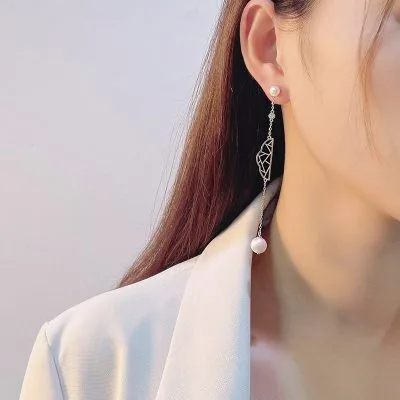 Bông Tai Bạc Nữ Sợi Dài Hình Quạt đính Ngọc Trai LILI 276693 3