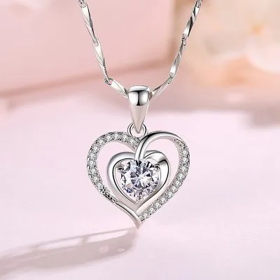 Mặt dây chuyền bạc nữ đính đá CZ trái tim cách điệu LILI_382124_2