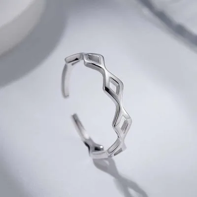 Nhẫn Bạc Nữ Hình Thoi Cách điệu LILI 385614 4