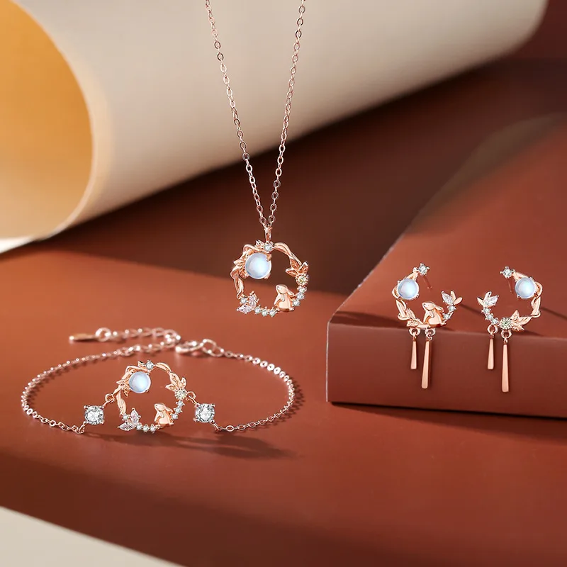 Dây Chuyền Bạc Nữ đính đá CZ Hình Thỏ Ngắm Trăng LILI 899188 1