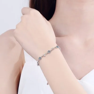 Lắc Tay Bạc Nữ đính Kim Cương Moissanite Trái Tim Cách điệu LILI 324424 1