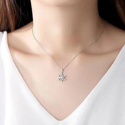 Mặt Dây Chuyền Bạc Nữ đính đá CZ Bông Tuyết LILI 238195 33