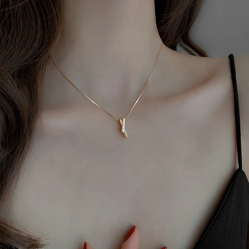 Dây Chuyền Bạc Nữ đính đá CZ Hình Trái Tim Cách điệu Nolan LILI 255281 3