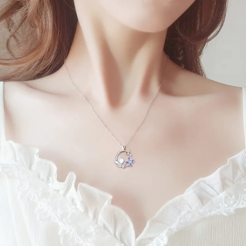 Dây Chuyền Bạc Nữ đính Pha Lê Aurora Hình Vòng Hoa Cỏ 4 Lá LILI 864113 1
