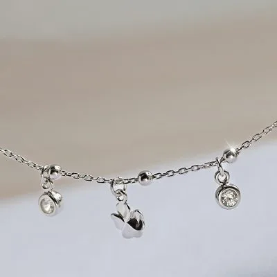 Lắc Chân Bạc Nữ đính đá CZ Hình Cỏ 4 Lá Mildred LILI 763298 4