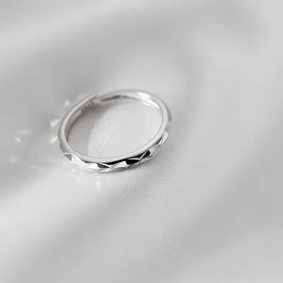 Nhẫn Bạc Nữ Hình Lát Cắt Kim Cương Clitus Clitus 1
