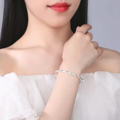 Vòng Tay Bạc đặc S999 Cho Nữ Dạng Kiềng Trơn Sang Trọng Xavia LILI 245619 2