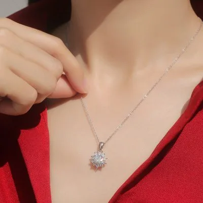 Dây Chuyền Bạc Nữ đính Kim Cương Moissanite Hình Bông Hoa Mai LILI 053724 4