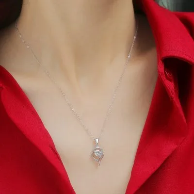 Dây Chuyền Bạc Nữ đính Kim Cương Moissanite Trái Tim Cách điệu LILI 053901 4