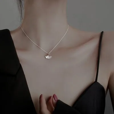 Dây Chuyền Bạc Nữ Hình Lá Bạch Quả Amity LILI 053959 3