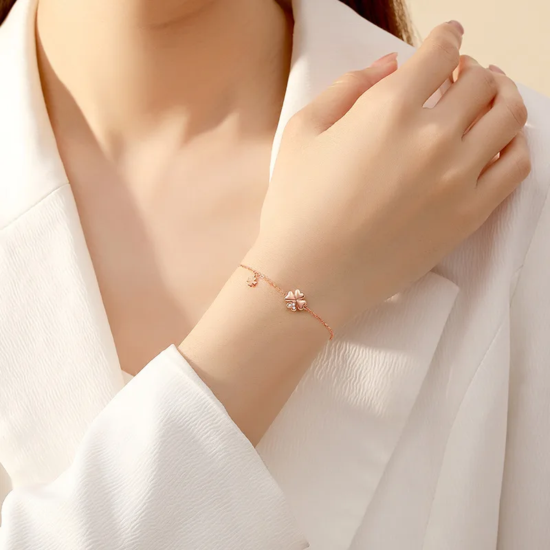 Lắc Tay Vàng 18k Nữ đính Kim Cương Tự Nhiên Hình Cỏ 4 Lá Keelin LILI 053328 1