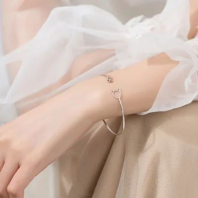 Vòng Tay Bạc đặc Nữ Trơn Hình Mèo Xinh Xắn Sarah LILI 192123 2