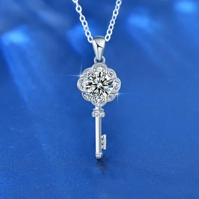 Dây Chuyền Bạc Nữ đính Kim Cương Moissanite Hình Chìa Khóa Abigail LILI 054941 1