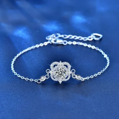 Lắc Tay Bạc Nữ đính Kim Cương Moissanite True Love LILI 054639 1