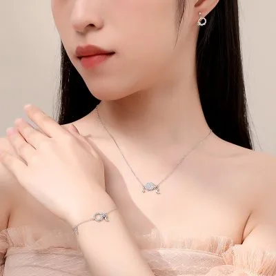 Bông Tai Bạc Nữ đính đá CZ Hình Chú Cừu Nhỏ Nellie LILI 091300 4