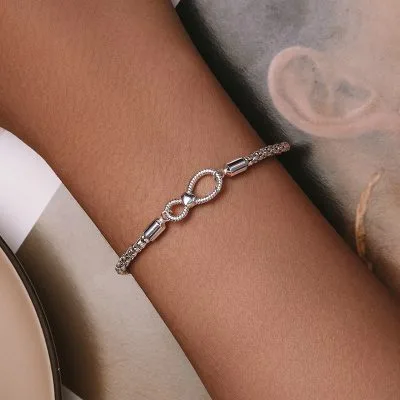 Vòng Pandora Bạc Nữ Hình Trái Tim Vô Cực Rosie LILI 090269 2