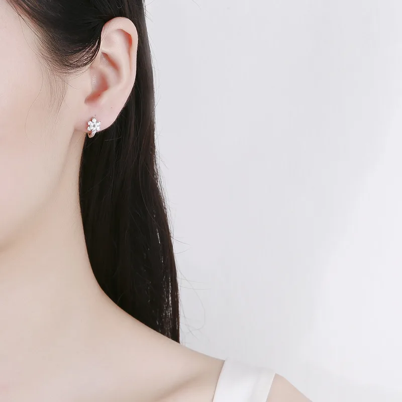 Bông Tai Bạc Nữ đính đá CZ Hình Bông Hoa đào Carey LILI 101185 3