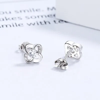 Bông Tai Bạc Nữ đính đá CZ Hình Cỏ 4 Lá Adair LILI 101405 4