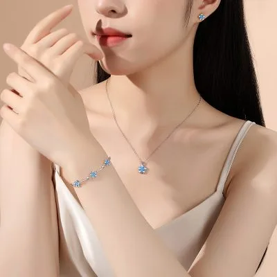 Bông Tai Bạc Nữ đính đá CZ Hoa Huệ Tây Vivienne LILI 092571 4
