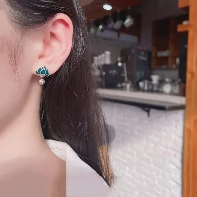 Bông Tai Bạc Nữ Hình Bông Sen Denisse LILI 102412 4