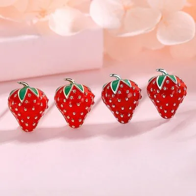 Bông Tai Bạc Nữ Hình Quả Dâu Tây Mazikeen LILI 102444 1