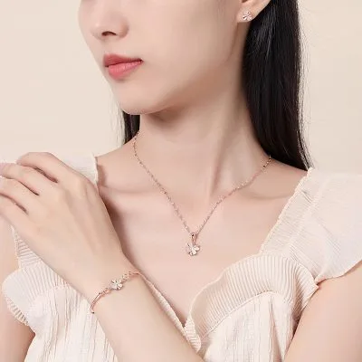 Dây Chuyền Bạc Nữ đính đá CZ Hình Cỏ 4 Lá Elyse LILI 098394 3