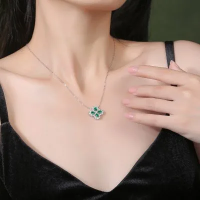 Dây Chuyền Bạc Nữ đính Ngọc Lục Bảo Cỏ 4 Lá Tinsley LILI 099089 1