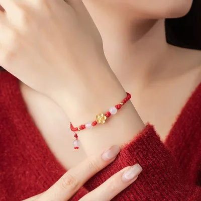 Lắc Tay Bạc Nữ Chỉ đỏ đính Ngọc Bích Hetian Hoa Mai Vàng Kiara LILI 103162 2