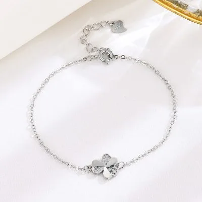 Lắc Tay Bạc Nữ đính đá CZ Hình Cỏ 3 Lá Jaliyah LILI 096067 1