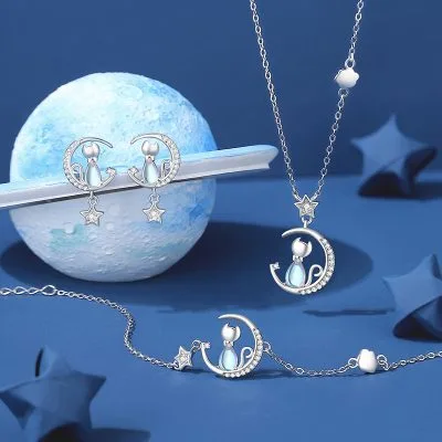 Lắc Tay Bạc Nữ đính đá CZ Mèo Nhỏ Và Mặt Trăng Haven LILI 103352 2