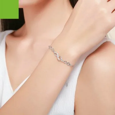 Lắc Tay Bạc Nữ đính đá CZ Vô Cực Miranda LILI 104588 3