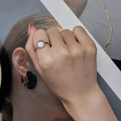 Nhẫn Bạc Nữ đính đá Opal Hình Mặt Trời Addilyn LILI 104779 2