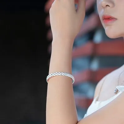 Vòng Tay Bạc đặc Cho Nữ Dạng Kiềng Elyse LILI 097180 2