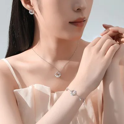 Dây Chuyền Bạc Nữ đính đá CZ Hoa Anh đào Trong Gió Monica LILI 105615 2