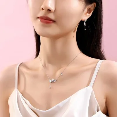 Bông Tai Bạc Nữ đính đá CZ Hình Kỳ Lân Lấp Lánh Noelle LILI 126518 3