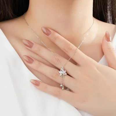 Dây Chuyền Bạc Nữ đính đá CZ Hình Bông Sen Sarah LILI 125758 6
