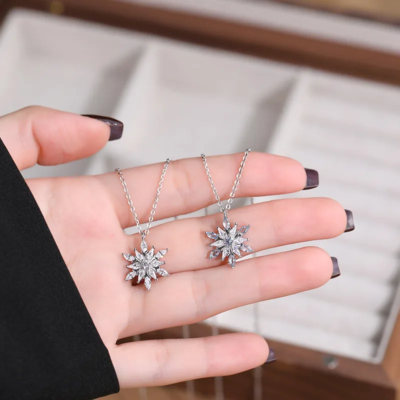Dây Chuyền Bạc Nữ đính đá CZ Hình Bông Tuyết Athena LILI 125556 1