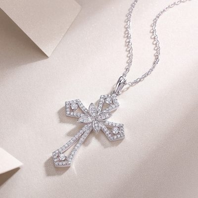 Dây Chuyền Bạc Nữ đính Kim Cương Moissanite Thánh Giá Chữ Thập Alina LILI 126093 2