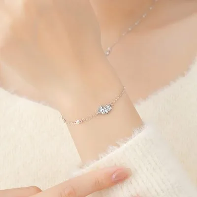 Lắc Tay Bạc Nữ đính đá CZ Hình Kỳ Lân Cute LILI 124887 2
