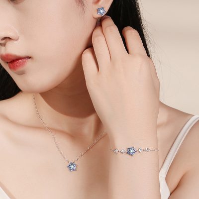 Lắc Tay Bạc Nữ đính đá CZ Hình Ngôi Sao 5 Cánh Ariel LILI 126798 2