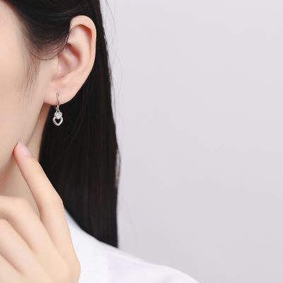 Bông Tai Bạc Nữ đính đá CZ Hình Trái Tim Clara LILI 132157 3