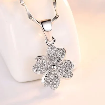 Dây Chuyền Bạc Nữ đính đá CZ Hình Cỏ 4 Lá Ariella LILI 131247 1