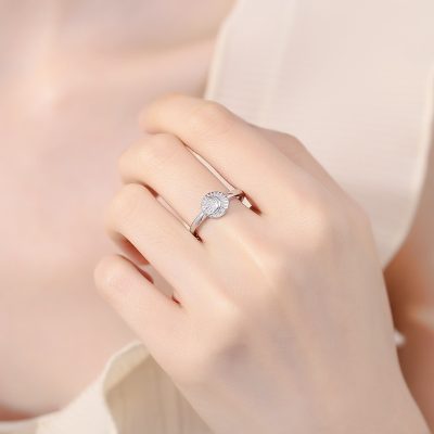 Nhẫn Bạc Nữ đính đá CZ Hình Mặt Trăng Blakely LILI 131008 3