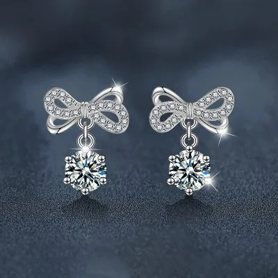 Bông Tai Bạc Nữ đính Kim Cương Moissanite Chiếc Nơ Luciana LILI 160550 1