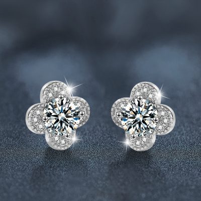 Bông Tai Bạc Nữ đính Kim Cương Moissanite Cỏ 4 Lá Journey LILI 160566 3